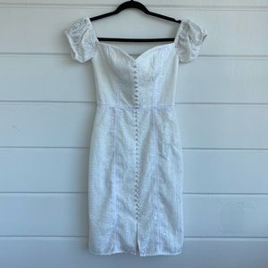 Stunning White Dress 🤍